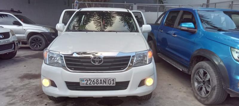 TOYOTA HILUX A VENDRE A KINSHASA 