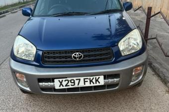 TOYOTA RAV4 A VENDRE A KINSHASA 