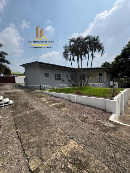 Parcelle  Lemba Righini 35 sur 56m 900.000