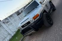 TOYOTA FJ CRUISER SANS PLAQUE A VENDRE  automobile_motos_velos_engins_et_pieces