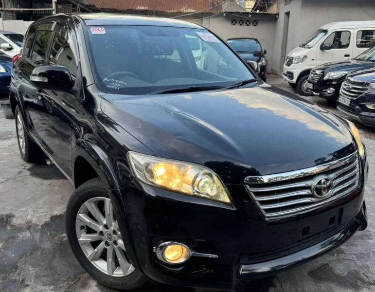 TOYOTA VANGUARD SANS PLAQUE A VENDRE 