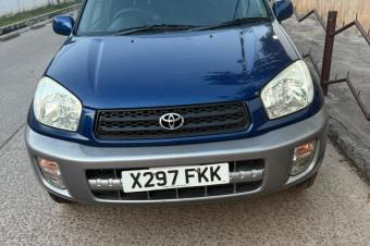 TOYOTA RAV4 A VENDRE A KINSHASA 