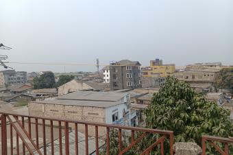 GS13IMMO SARL met  votre disposition la vente de cette parcelle disposant dun immeuble R3 CBandal. Rf Police dInga. Dimension 1520M. Prix 270.000  discuter.  vous.