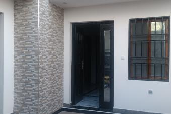 GS13IMMO SARL met  votre disposition la vente de cette parcelle sur lav Kokolo Direction Birmanie CBumbu. Bel endroit. Dimension 720M. Prix 90.000  discuter.  vous.