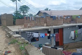 GS13IMMO SARL met  votre disposition la vente d cette parcelle disposant d maisons. CMontngafula. Rf Lglise Sainte Rita Dimension 1020M. Prix 75.000  discuter. vous