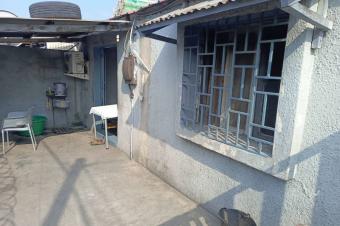 PARCELLE LOCATIVE SUR AVENUE ASPHALTE  YOLO NORD