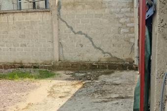 Terrain clturer portail de 20msur20  vendre  pigeon 280000 dollars  discuter lgrement possibilit de morceller en deux 10msur20  140000 dollars  discuter lgrement 