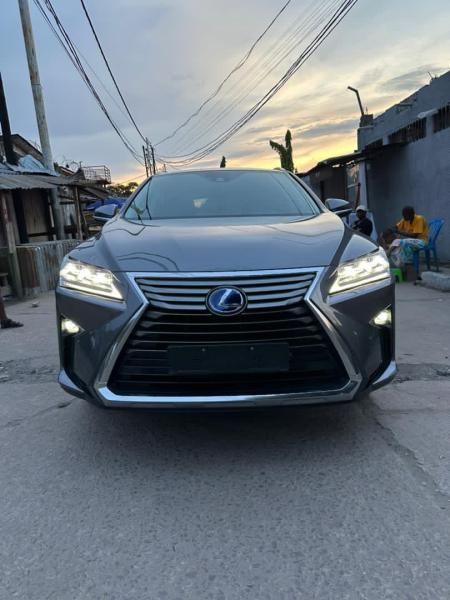 Lexus RX 450  Sans plaque  Hybride 2020 Volant normal  Besoin dargent  Prix 25000 soki lisolo yaka surplace  Obengi ngai omoni car