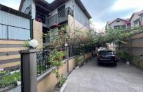 Vente parcelle de R+2 Limeté première rue funa   Réf : Forgeron ( très belle emplacement)  La parcelle contient plusieurs maisons mediacongo