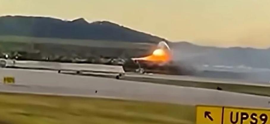 États-Unis: le crash d’un avion-cargo à Louisville fait neuf morts