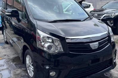 automobile_motos_velos_engins_et_pieces Consulting Immo et C  