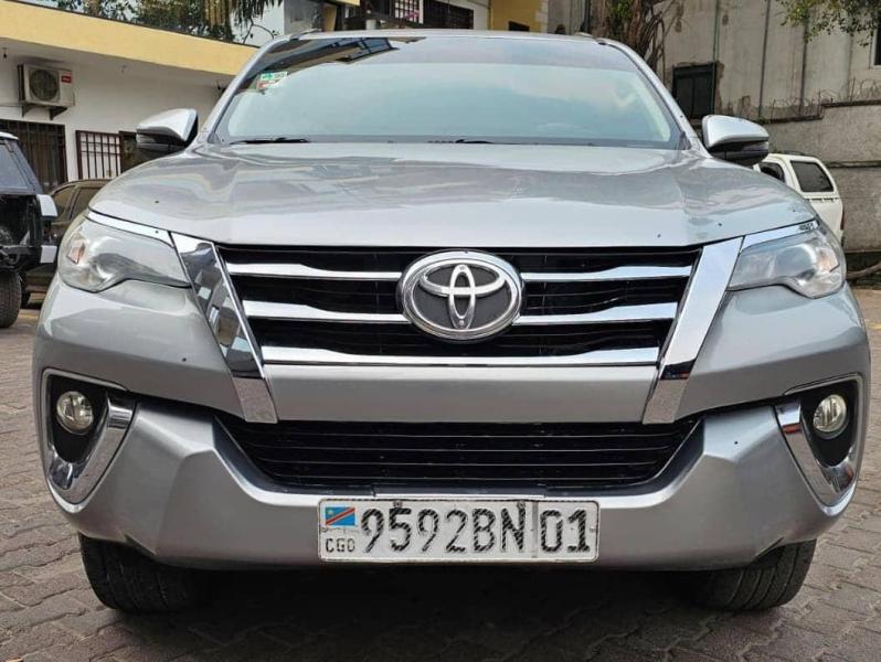 TOYOTA FORTUNER A VENDRE A KINSHASA 