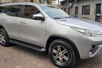 TOYOTA FORTUNER A VENDRE A KINSHASA 