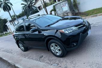 TOYOTA NEW RAV4 A VENDRE A KINSHASA 