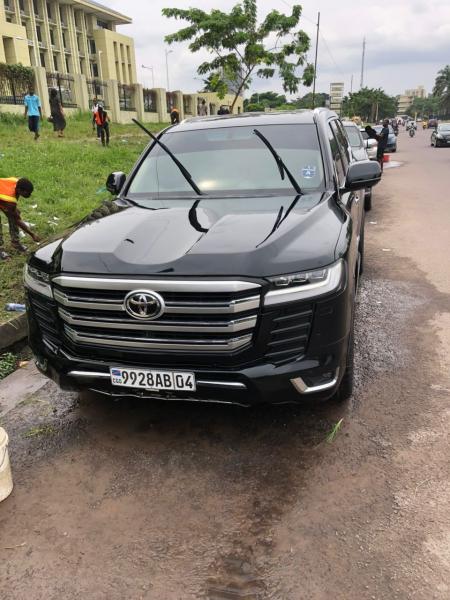 TOYOTA LAND CRUISER A VENDRE 