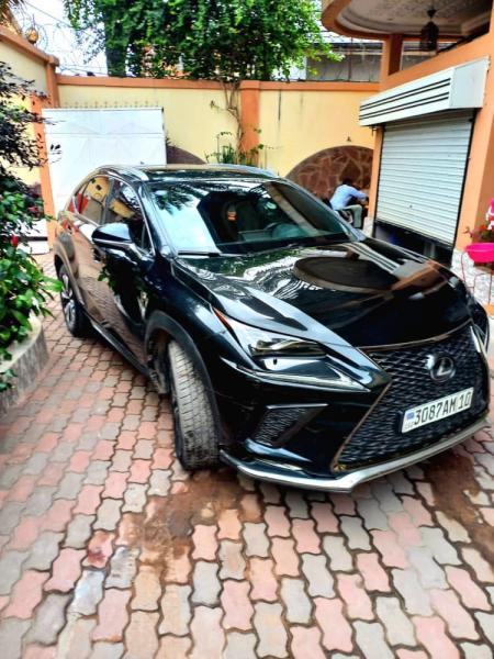 LEXUS NX 300 A VENDRE A Kinshasa 