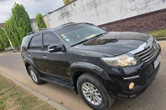 TOYOTA FORTUNER A VENDRE