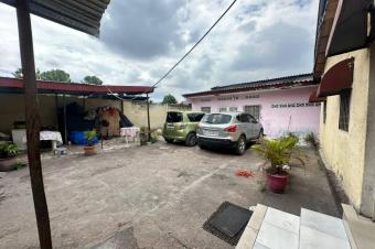 Parcelle  Limete 18 sur 25m 300.000