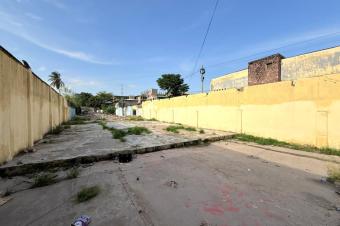 22 terrains  vendre  Gombe 13msur23 soit 299 mtre carr  500000 dollars  discuter lgrement 