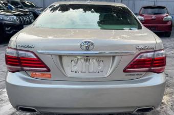 TOYOTA CROWN A VENDRE A KINSHASA 
