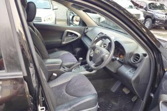 TOYOTA VANGUARD 3 BANQUETTES A VENDRE 