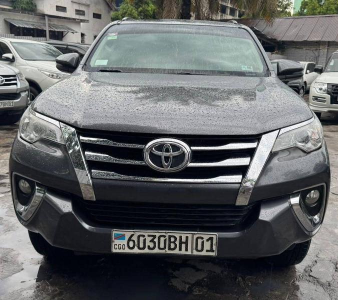 TOYOTA FORTUNER A VENDRE A KINSHASA 