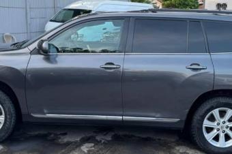 TOYOTA HIGHLANDER A VENDRE A KINSHASA 
