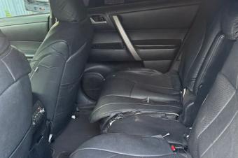 TOYOTA HIGHLANDER A VENDRE A KINSHASA 