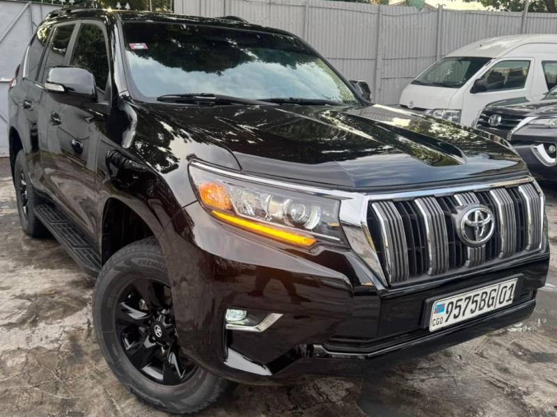 TOYOTA LAND CRUISER PRADO A VENDRE 