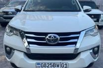 TOYOTA FORTUNER A VENDRE A KINSHASA  automobile_motos_velos_engins_et_pieces