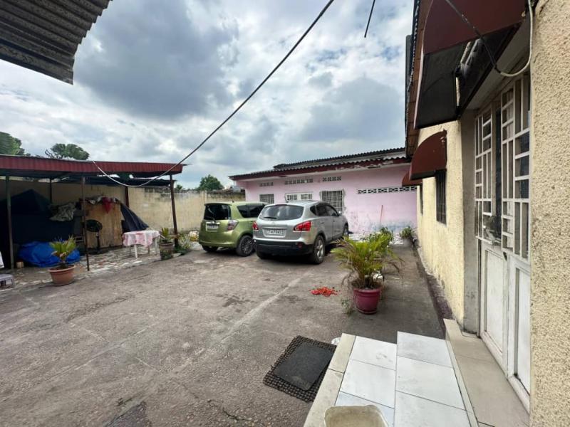 Parcelle  Limete 18 sur 25m 300.000