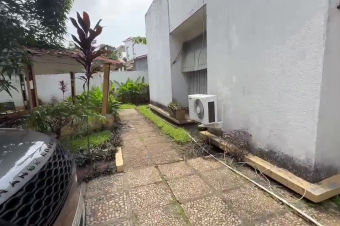 Villa  Kintambo 50 sur 100m 700.000