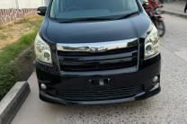 TOYOTA NOHA A VENDRE A KINSHASA  automobile_motos_velos_engins_et_pieces