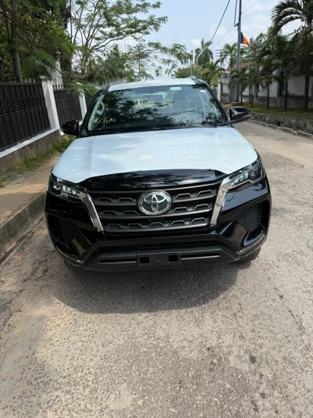 TOYOTA FORTUNER A VENDRE A KINSHASA 
