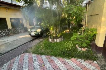 MAGNIFIQUE VILLA A VENDRE DANS LA COMMUNE DE LIMETE RSIDENTIELLE 