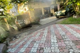 MAGNIFIQUE VILLA A VENDRE DANS LA COMMUNE DE LIMETE RSIDENTIELLE 