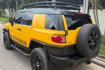 TOYOTA FJ CRUISER A VENDRE A KINSHASA 