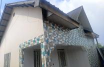 VENTE PARCELLE BÂTIE DE 250 m² – CAMP PM, COMMUNE DE LA N’SELE mediacongo