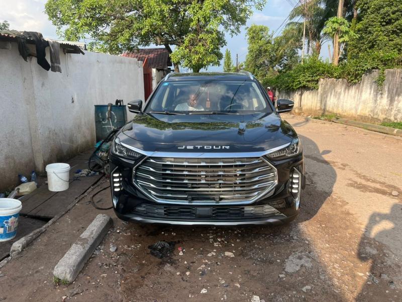 Jetour X70 plus 2024  Full options  Toit panoramique  Volant gauche  Automatique  Prix  32.000  discut lgrement  Localisation appel   Offre directe
