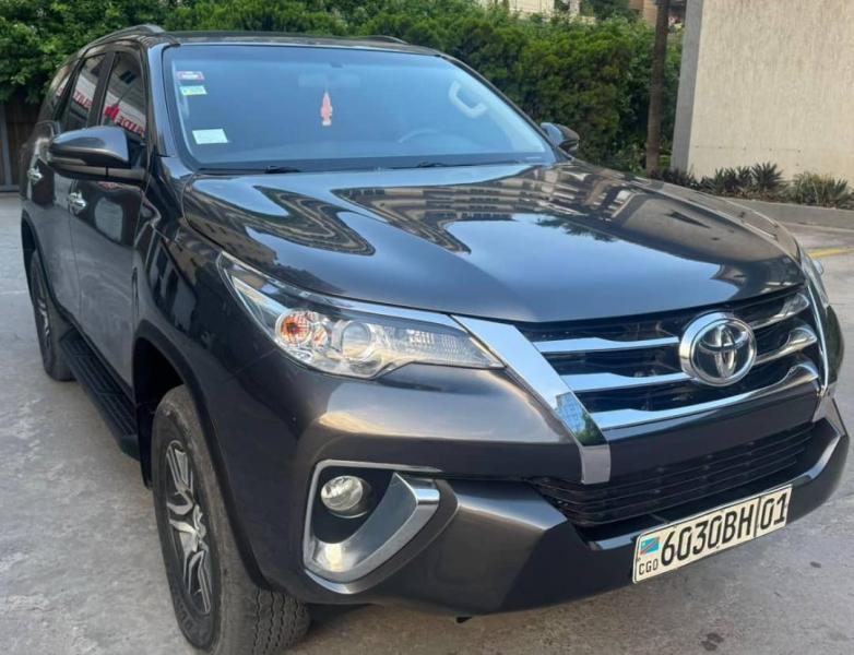 TOYOTA FORTUNER A VENDRE A KINSHASA 