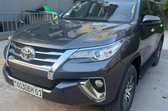 TOYOTA FORTUNER A VENDRE A KINSHASA 