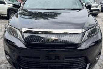 TOYOTA HARRIER NOUVEAU A VENDRE 