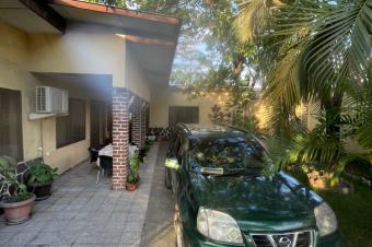 VILLA A VENDRE A LIMETE 