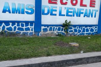 PARCELLE A VENDRE SUR LE PETIT BOULEVARD A LIMETE KINSHASA 