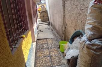 BANDALNGWAMAISON COMMUNALE MISE EN VENTE DUNE PARCELLE TYPE ONL 5m x 25m ayant une maison habitable 