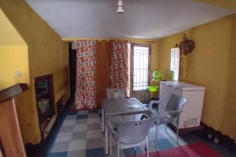 BANDALNGWAMAISON COMMUNALE MISE EN VENTE DUNE PARCELLE TYPE ONL 5m x 25m ayant une maison habitable 