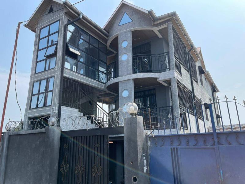 Immeuble  Masina R2 170.000