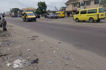 PARCELLE  VENDRE  CAMP PM  NSELE  PROXIMIT DU BOULEVARD RF. ARRT UN JOUR