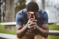 Ma parole n’est-elle pas comme un feu, dit l’Éternel, et comme un marteau qui brise le roc ? Jérémie 23. 29 evenements_formations_conferences_eglises