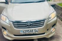 Toyota vanguard  automobile_motos_velos_engins_et_pieces